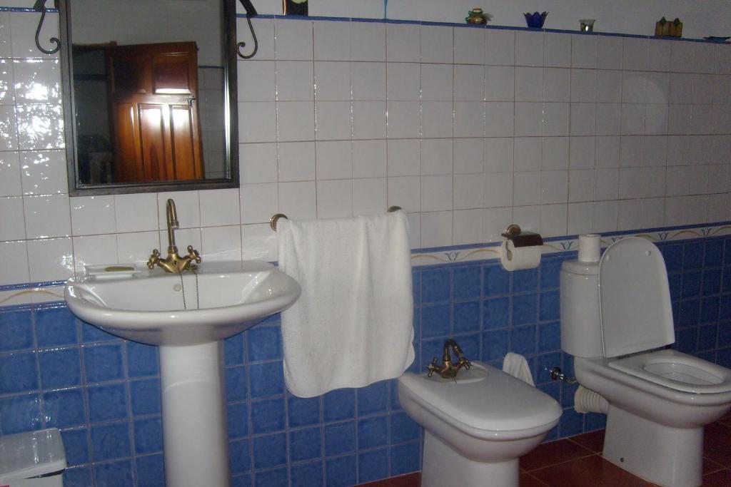 Senorio De Monterruiz Guest House Casas de Santa Cruz Ngoại thất bức ảnh